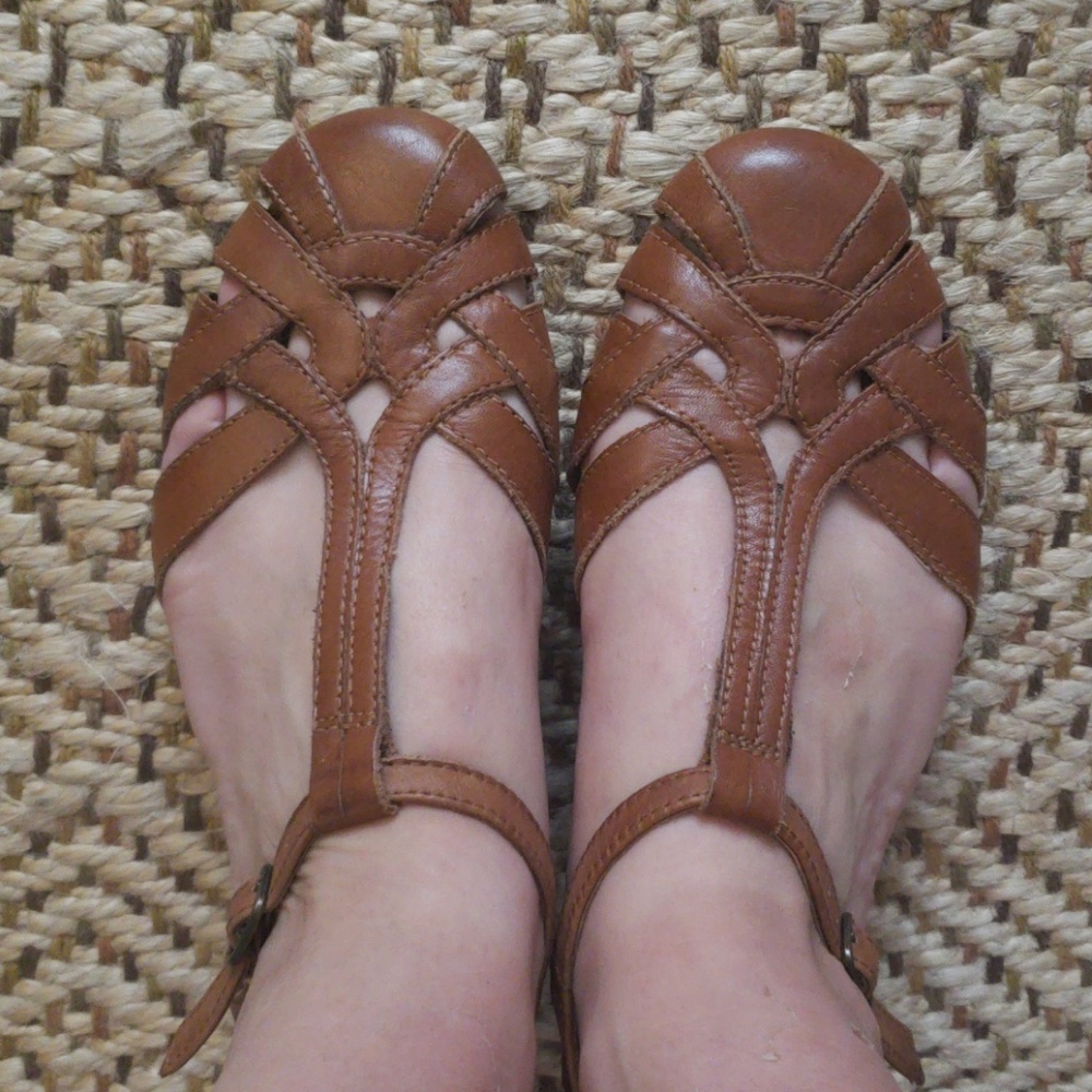 Brown closed toe sandal